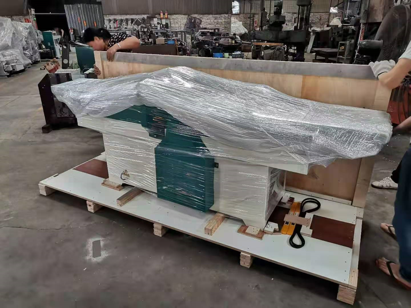 400 مللي متر 15.7 بوصة النجارة - مراجعة Woodworking Machine وسعره
